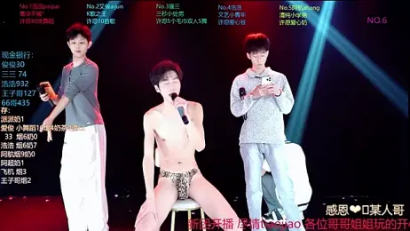 MS-818 — вебкам-модель онлайн на stripchat