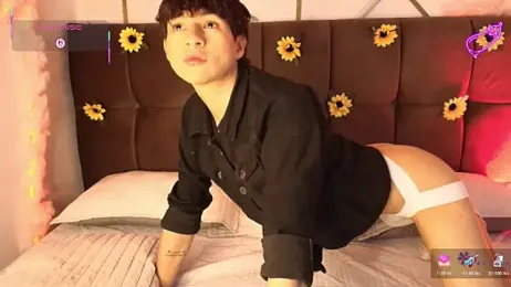 AleAurarashi — Stripchat stream photo (Apr 2026)