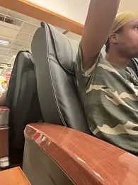 your_pervy_son — вебкам-модель онлайн на stripchat