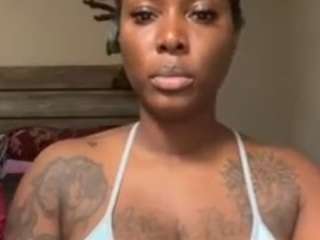 yoursecret1425 — вебкам-модель онлайн на camsoda