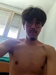 Pierroponey — Stripchat stream photo (Apr 2025)
