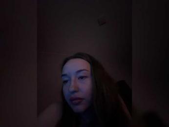 AriFeels — Bongacams profile photo