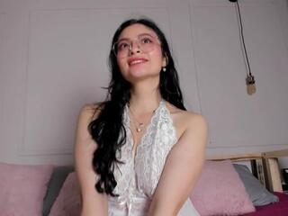 Marilyn Jhones — flirt4free