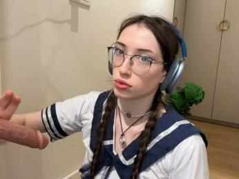 KellyyBeryy — вебкам-модель онлайн на bongacams