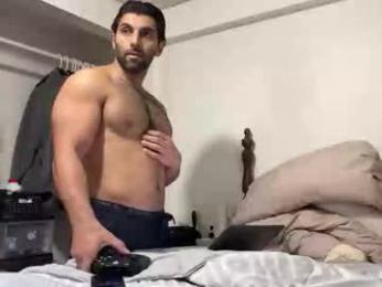 fitcurvyman4fun_69 — вебкам-модель онлайн на chaturbate