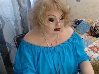 livingnextdoor — Bongacams stream photo (Jun 2026)