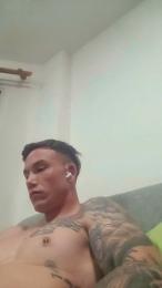 Cristiangonzaa — Cam4 profile photo