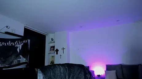 Zombieeporcelainex — вебкам-модель онлайн на stripchat