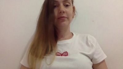 jasminalba — вебкам-модель онлайн на cam4