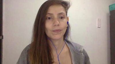 jasminalba — вебкам-модель онлайн на cam4
