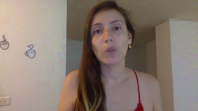 jasminalba — вебкам-модель онлайн на cam4