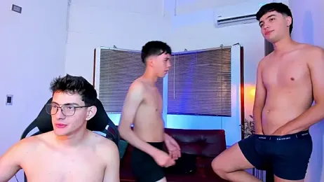 Sexy_BoysW — вебкам-модель онлайн на stripchat