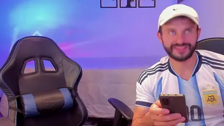 AlexJaz11 — вебкам-модель онлайн на stripchat