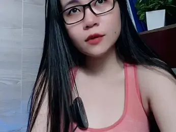 Bee_zzzz — stripchat