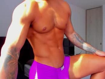 alexander_martines — вебкам-модель онлайн на chaturbate