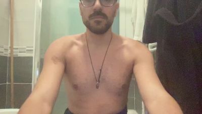 Giovannuzz — Cam4 stream photo (Dec 2025)