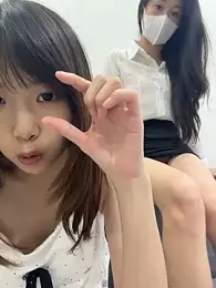 tutuya01 — вебкам-модель онлайн на stripchat