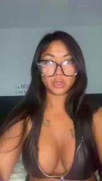 Asiianslut — Cam4 stream photo (Apr 2026)