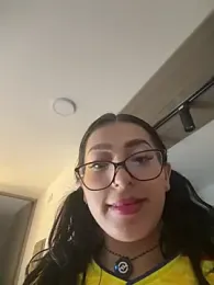 _QaraH — Stripchat stream photo (Mar 2026)