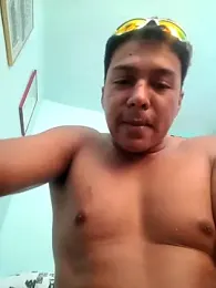 morenito420 — Stripchat stream photo (Oct 2025)