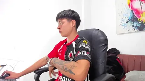 Thebestboyhot — вебкам-модель онлайн на stripchat