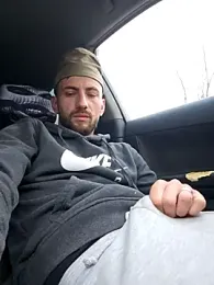 stfvataman — вебкам-модель онлайн на stripchat