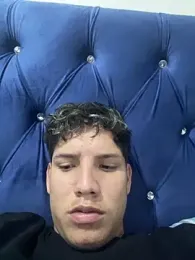 Theus26_ — Stripchat stream photo (Apr 2026)