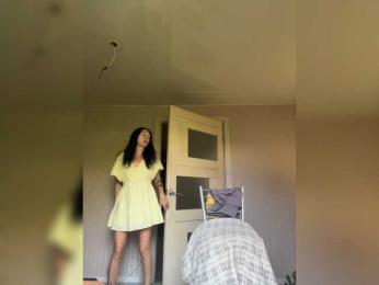 TRULIULIUSHA — вебкам-модель онлайн на bongacams