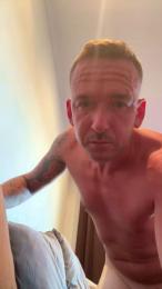 Ry333 — вебкам-модель онлайн на cam4