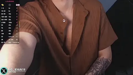 bigryann23 — Stripchat stream photo (Mar 2026)