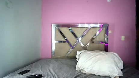 777_camilo — вебкам-модель онлайн на stripchat