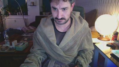 tom0819 — Cam4 stream photo (Apr 2026)