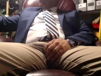 marrieddad19751975 — Chaturbate stream photo (Aug 2026)