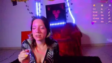 Rabit_Snake — вебкам-модель онлайн на stripchat