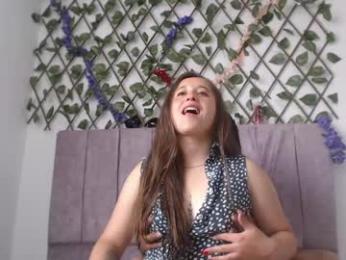 afroditawhispers — Chaturbate stream photo (Apr 2026)