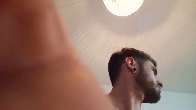 arturo444 — вебкам-модель онлайн на cam4