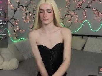 kris_mon — вебкам-модель онлайн на chaturbate