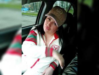 Lubovniki — вебкам-модель онлайн на bongacams