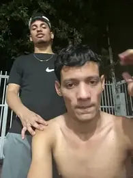 BEM_BOY — вебкам-модель онлайн на stripchat