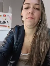 rachellboom — вебкам-модель онлайн на stripchat