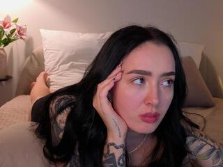 Zoe Niickels — flirt4free