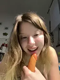 kimczii — Stripchat stream photo (Apr 2026)