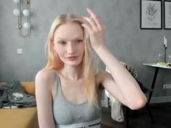 krstn_tg — Chaturbate stream photo (Mar 2026)