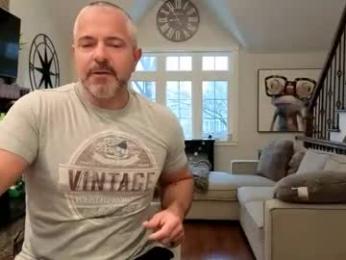 3totangox — вебкам-модель онлайн на chaturbate