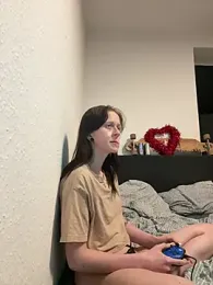 Queenadri — Stripchat stream photo (Apr 2026)