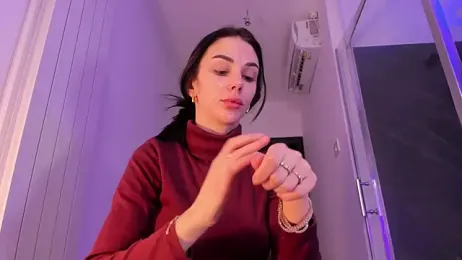 realhotfallingdevil — вебкам-модель онлайн на stripchat