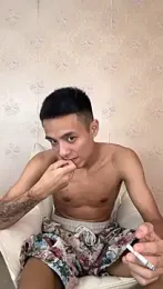 XiaoLin-01 — вебкам-модель онлайн на stripchat