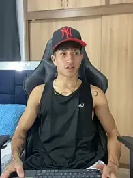 _CamiloBass — Stripchat stream photo (Mar 2026)