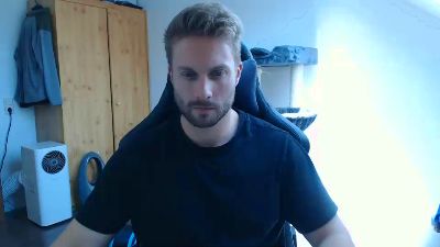blueeyes839 — вебкам-модель онлайн на cam4