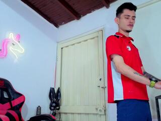 Kelvis Estrada — Flirt4free stream photo (Apr 2026)